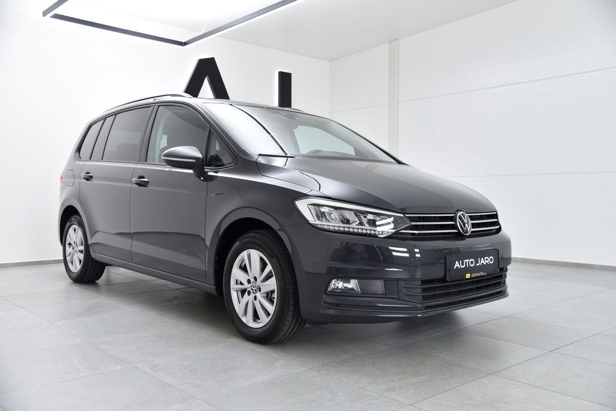 Volkswagen Touran 2.0 TDI Comfortline, 7 miestne náhľad 4