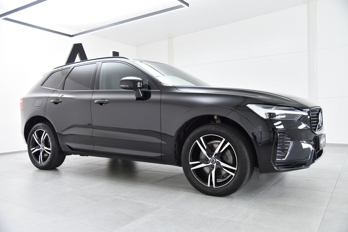 Volvo XC60 2.0 B4 mHEV R-Design AWD A/T náhľad 4